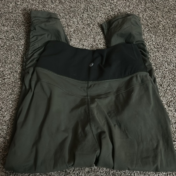 Lululemon Sunset Salutation Crop - Picture 2 of 5